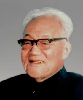 李堯棠是哪位作家的原名(李堯棠的作品有哪些)